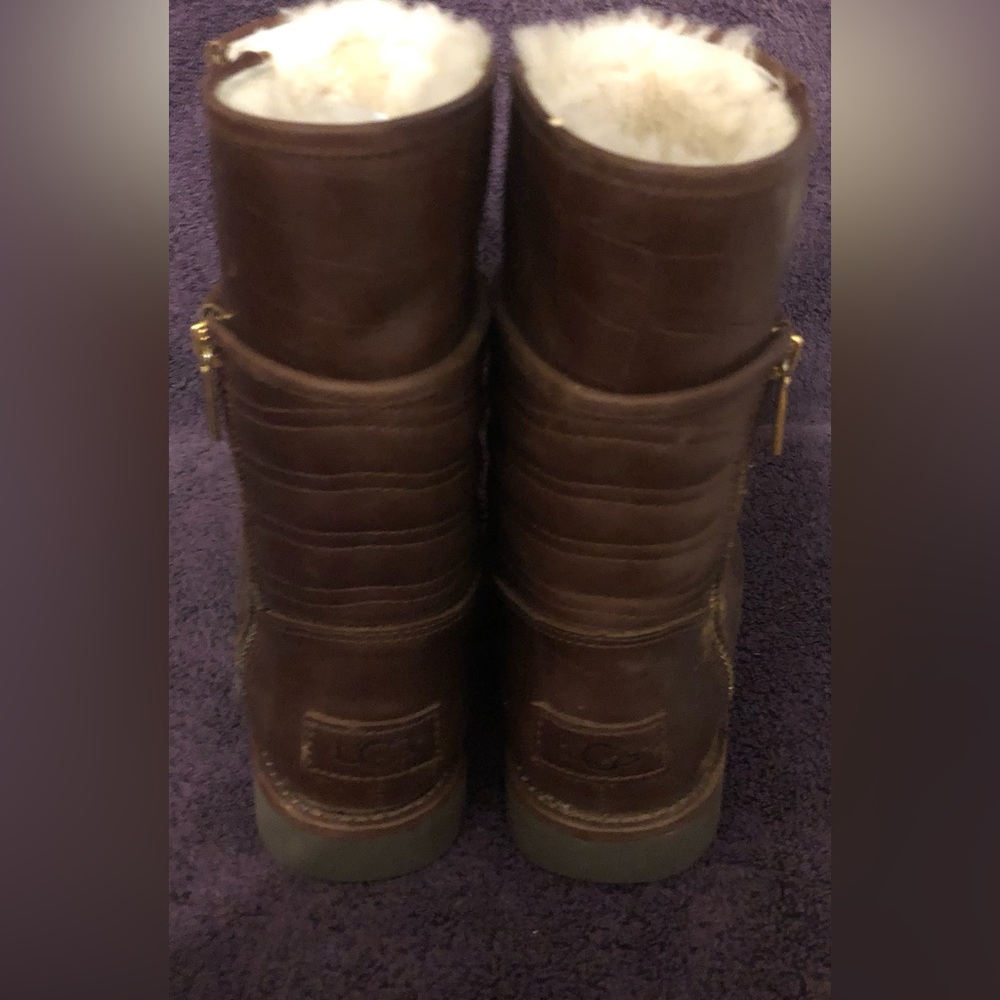 Ugg Aviva Stout Crocodile Embossed Leather Boots Size 5 - Picture 5 of 10